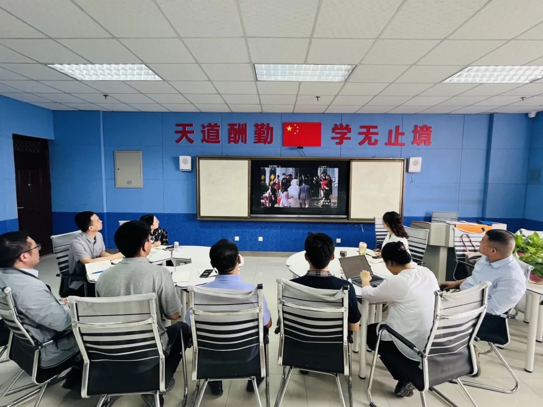 观看视频.jpg